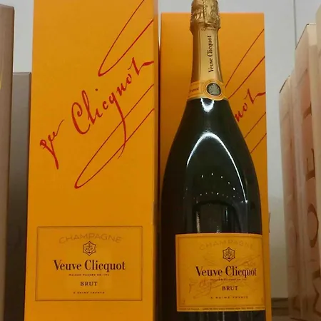 Bed & Breakfast D'hotes Saint Remi - Champagne Veuve Cliquot *